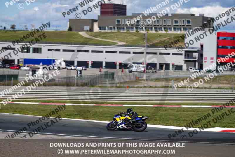 cadwell no limits trackday;cadwell park;cadwell park photographs;cadwell trackday photographs;enduro digital images;event digital images;eventdigitalimages;navarra;no limits trackdays;peter wileman photography;racing digital images;trackday digital images;trackday photos